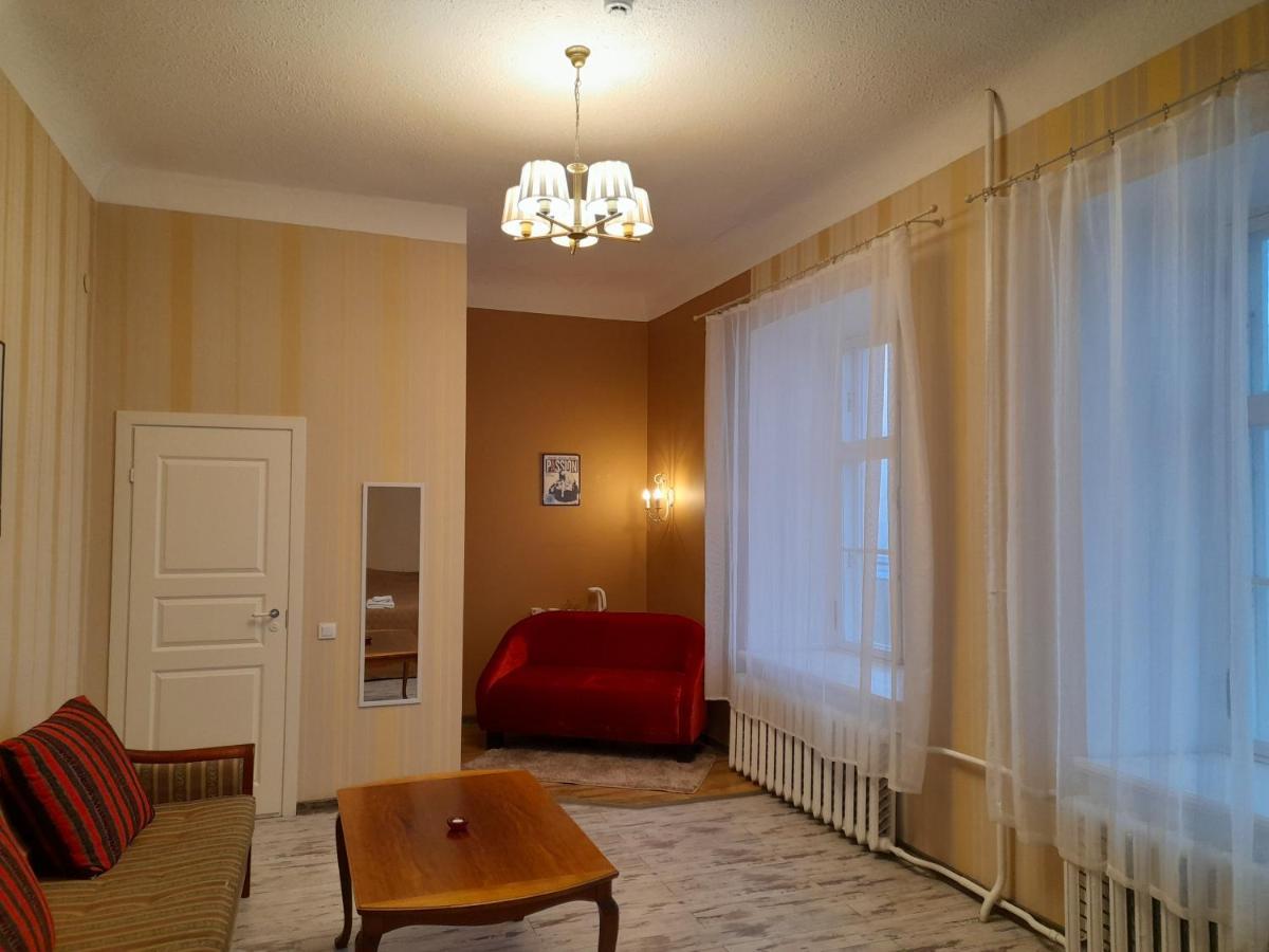 Godart Rooms Guesthouse Талин Екстериор снимка