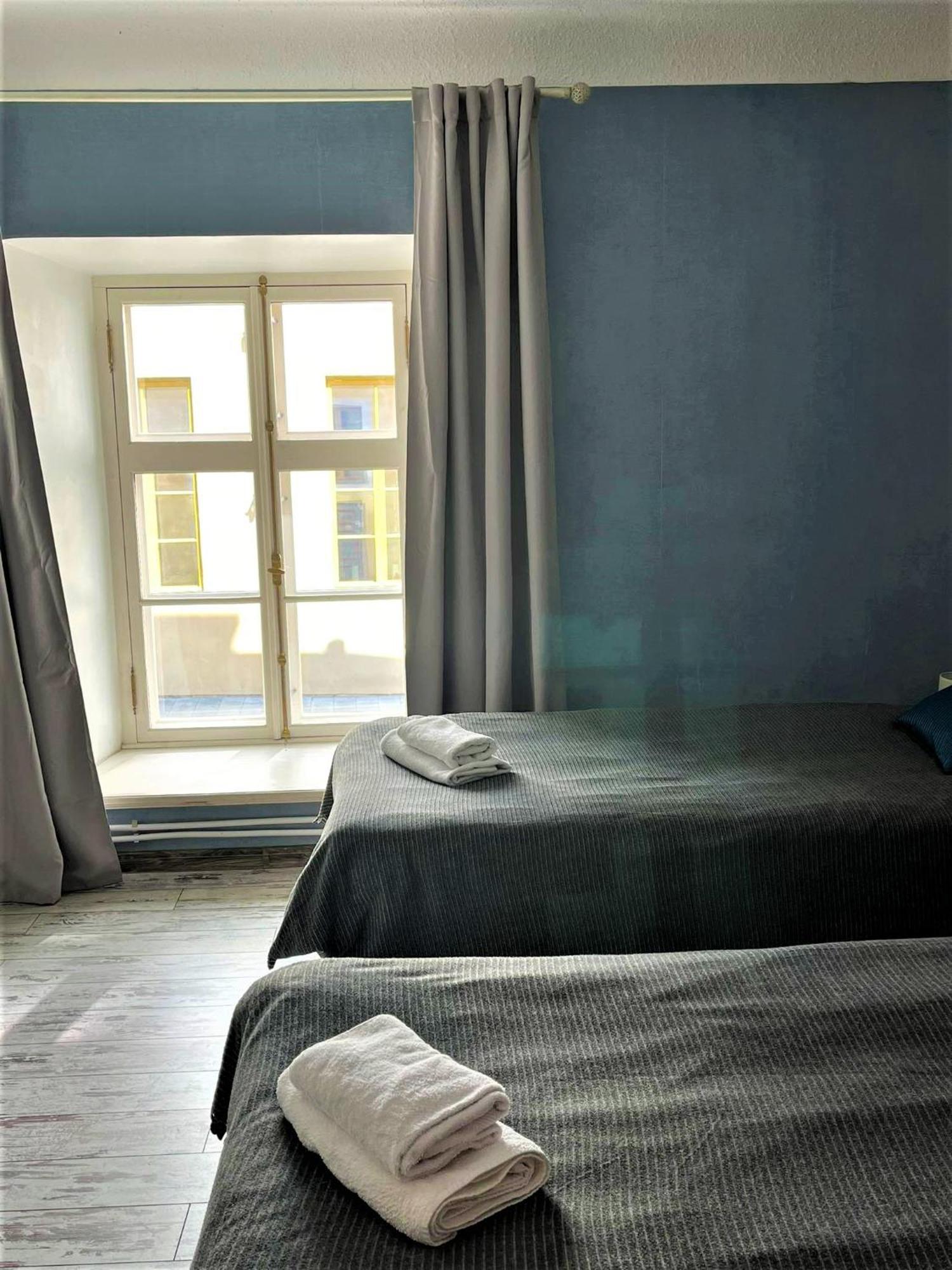 Godart Rooms Guesthouse Талин Екстериор снимка