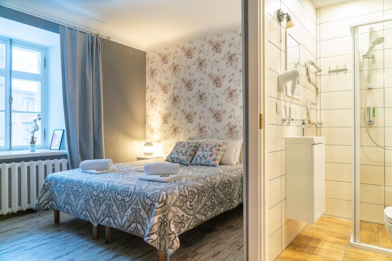 Godart Rooms Guesthouse Талин Екстериор снимка