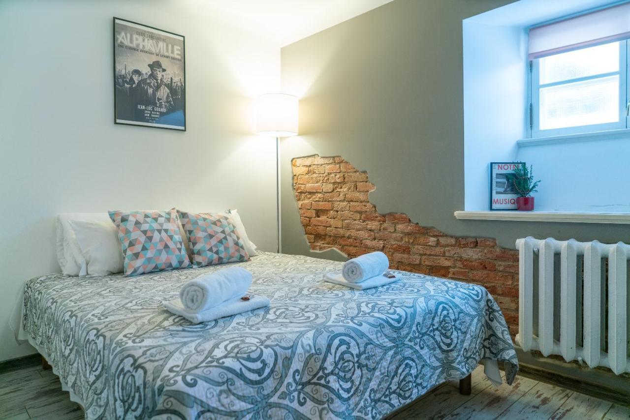 Godart Rooms Guesthouse Талин Екстериор снимка